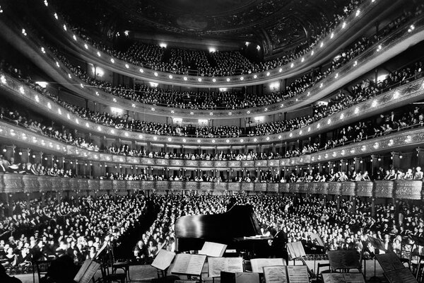 Tourne-disque Monochrome au concert de piano