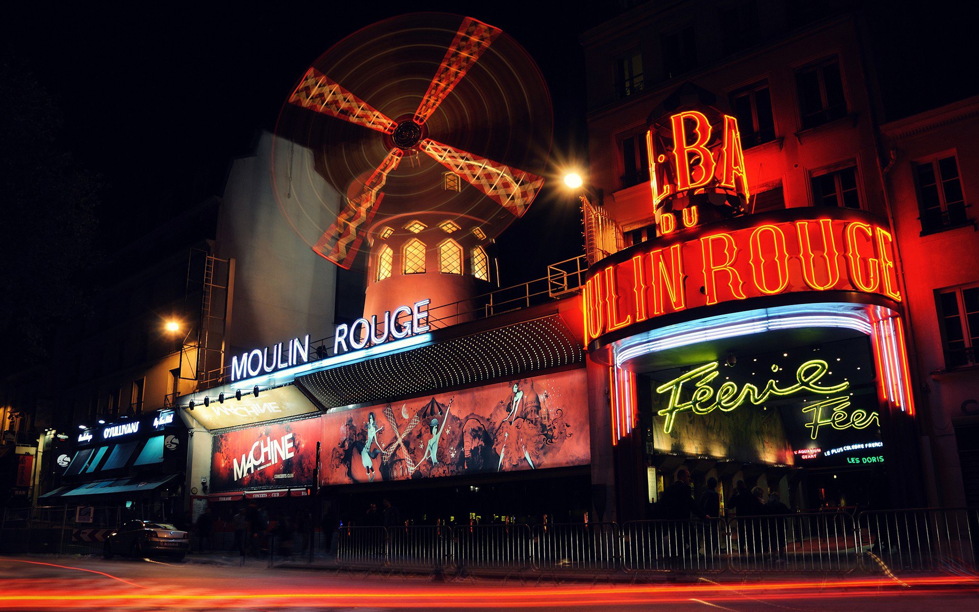 stadt paris frankreich moulin rouge fr. buchstäblich rote mühle berühmt klassisch kabarett in paris gebaut 1889 eine der attraktionen französisch hauptstadt mitreißend kabarett