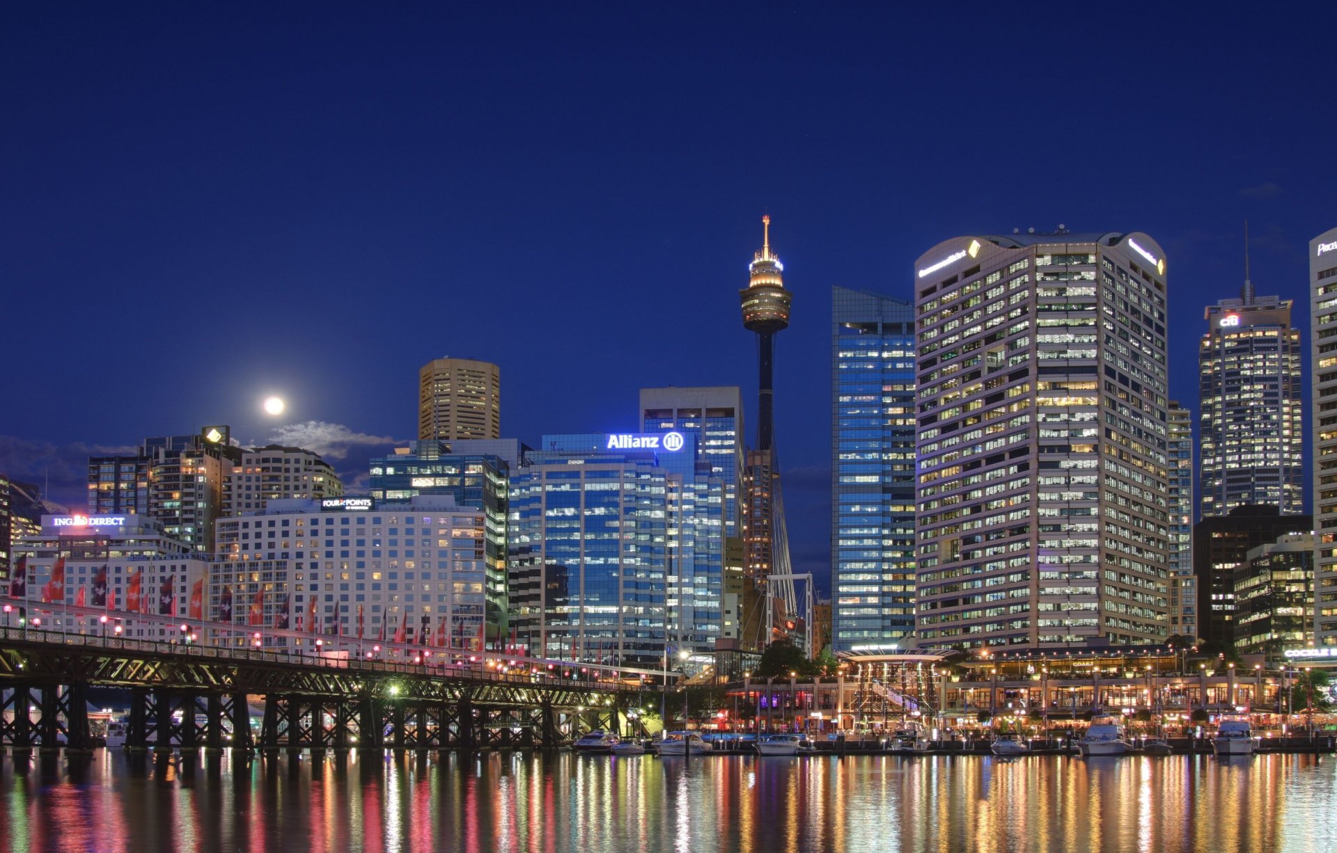 ciudad sydney australia rascacielos noche en hermoso iluminación sydney torre de televisión también conocida como torre de amplificador o torre de punto central