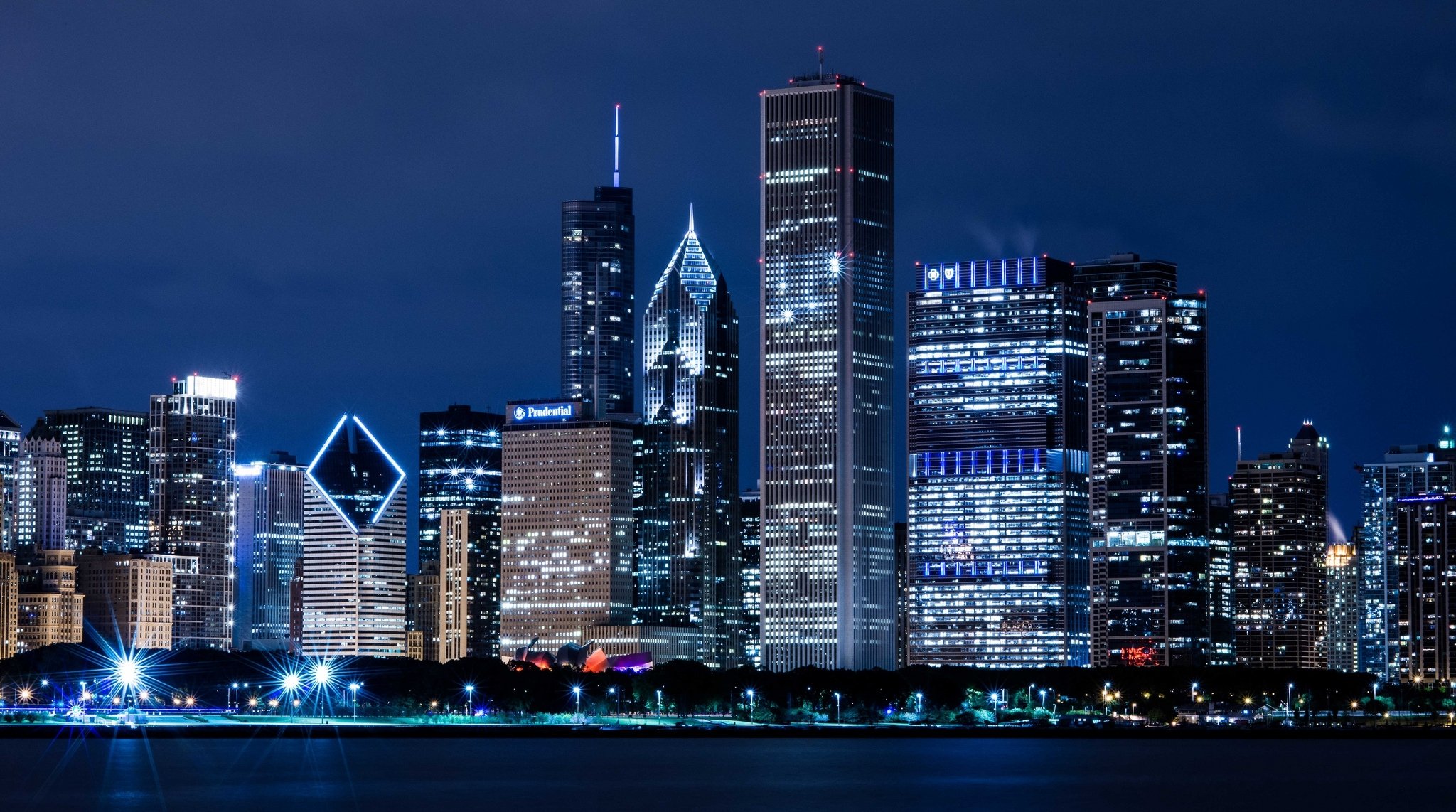 chicago illinois stati uniti grattacieli grattacieli case edifici città notte fiume