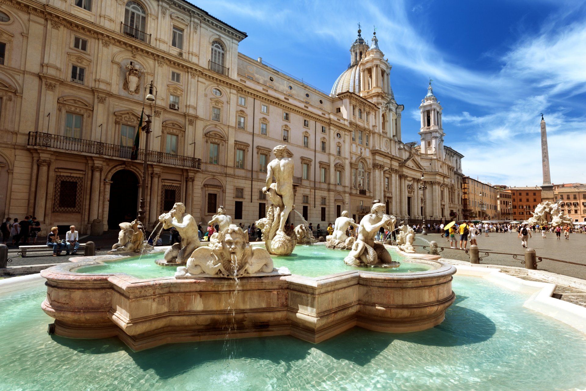 basílica de sant agnese en agone basílica de sant agnese in agone iglesia piazza navona plaza fontana del moro fuente del moro roma italia ciudad arquitectura personas