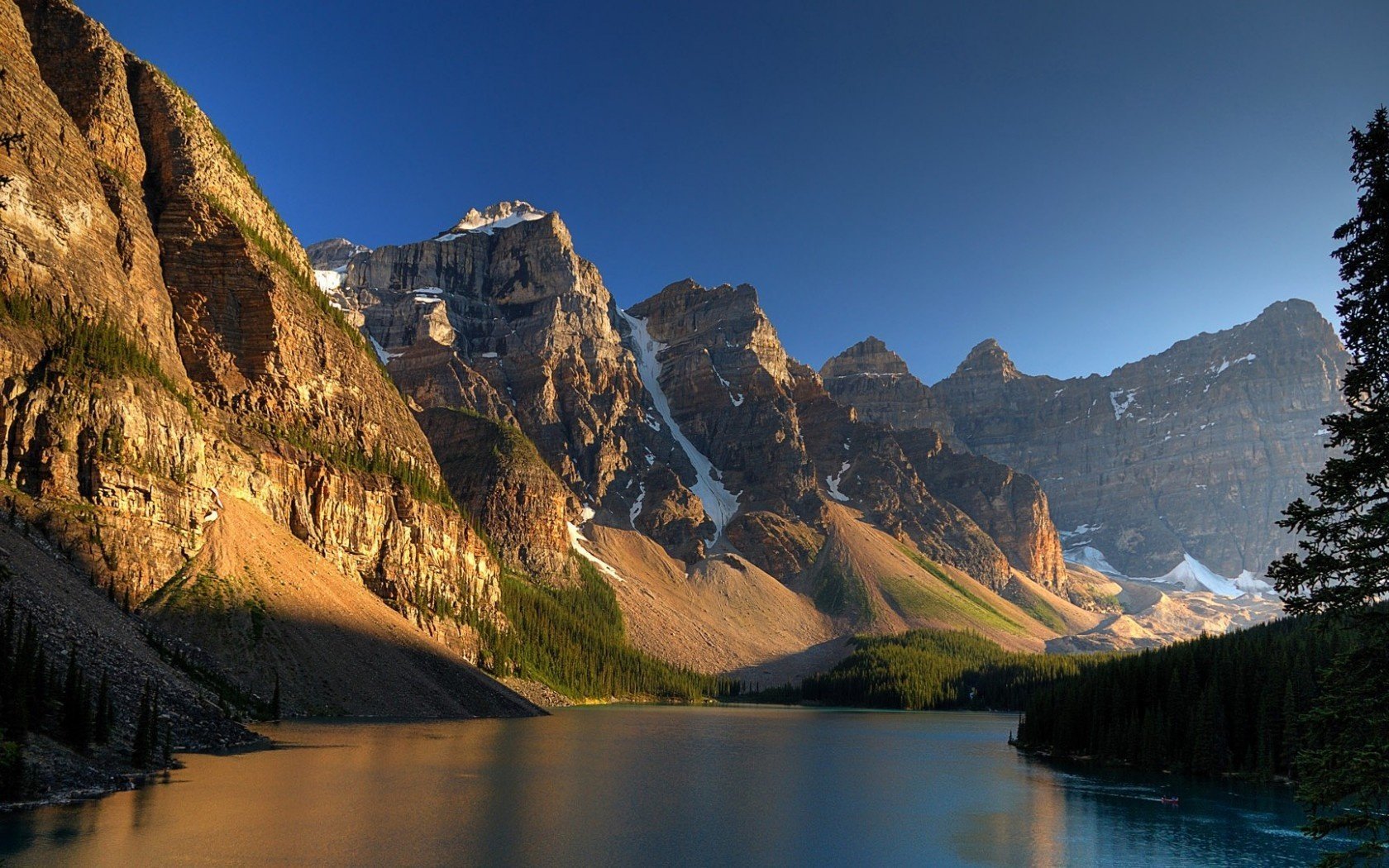 lake mountains nature