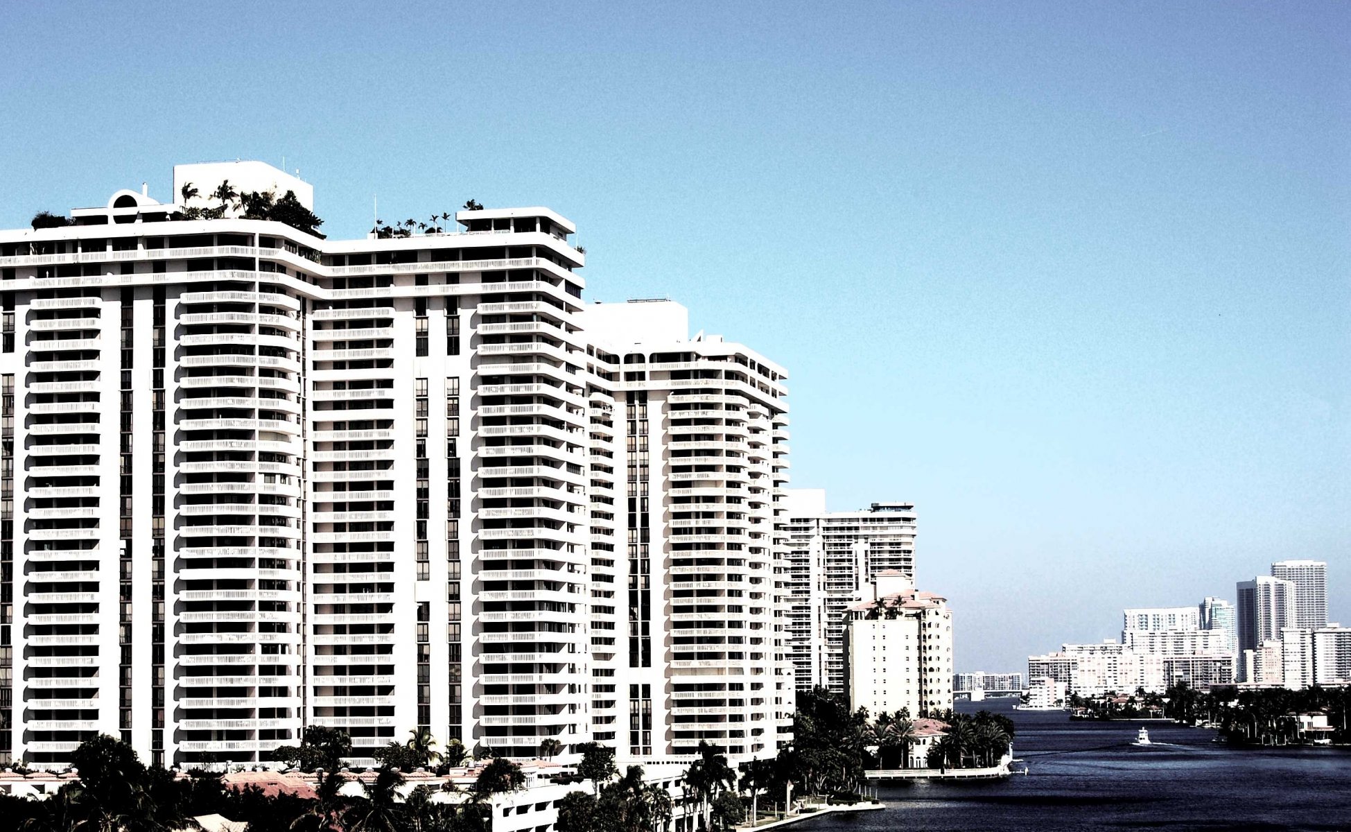 miami plage de miami états-unis amérique ciel nuages bâtiments gratte-ciel floride