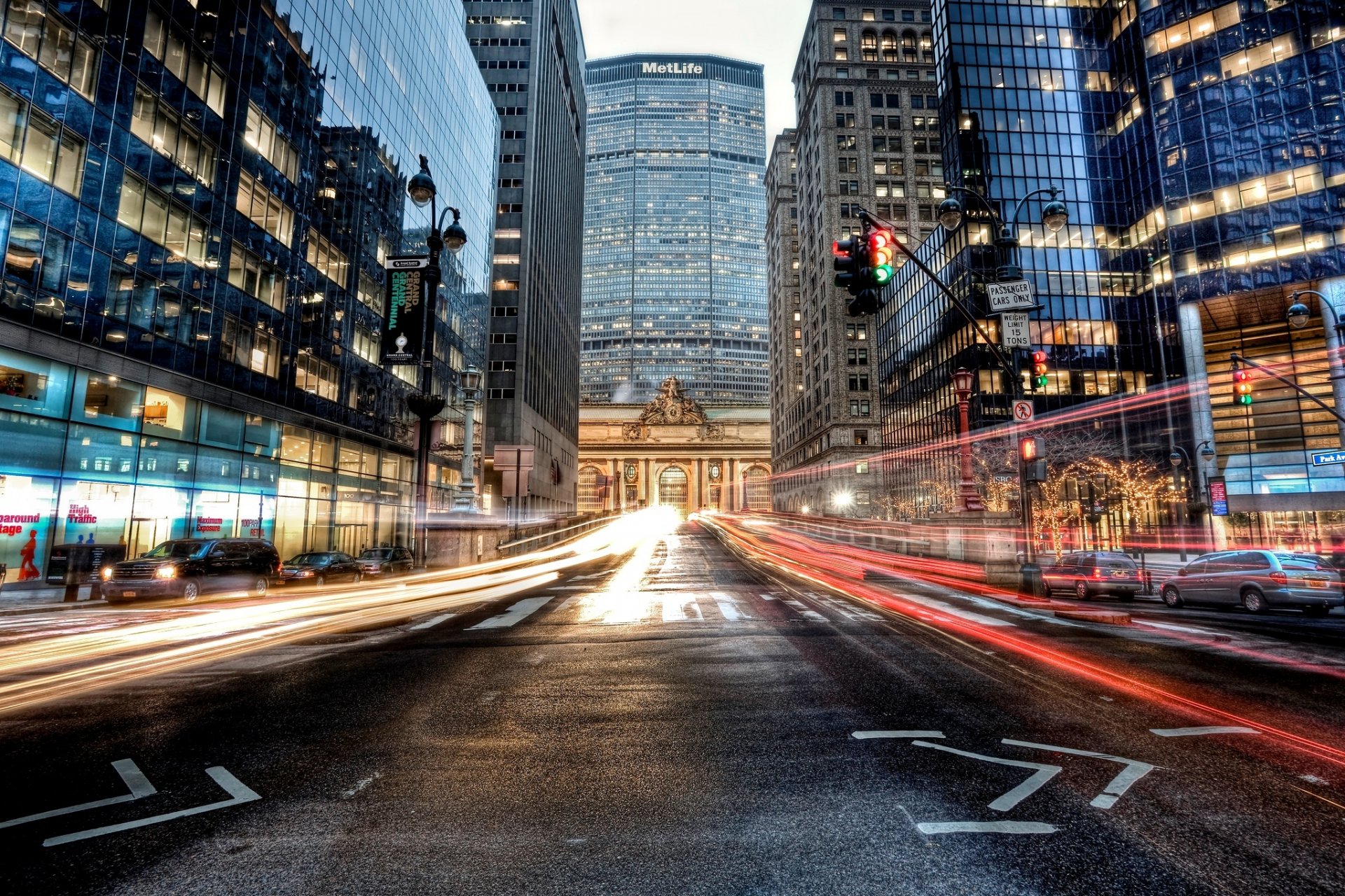 stazione centrale midtown manhattan new york u. s. a. midtown strada macchine esposizione grattacieli costruzioni