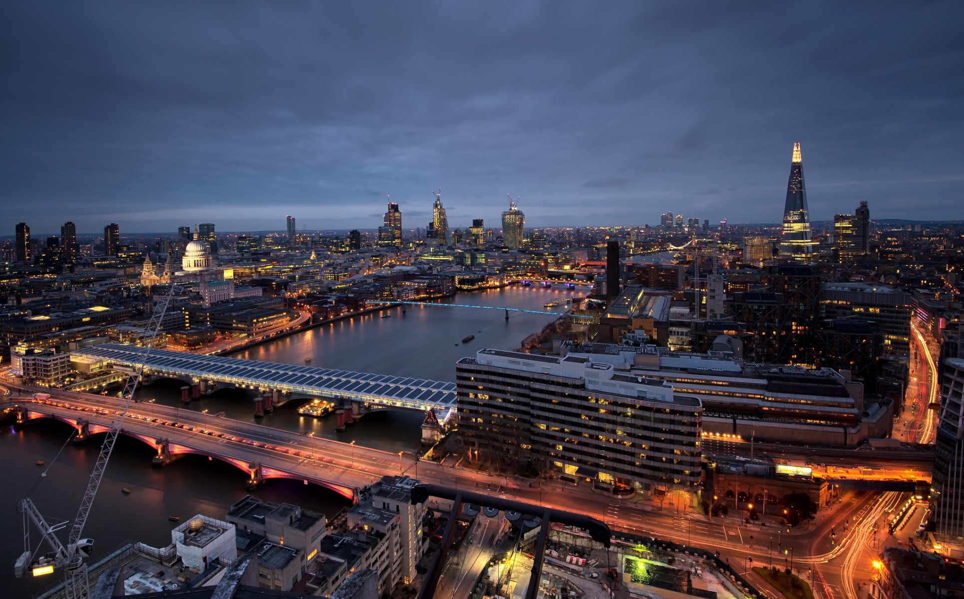 regno unito inghilterra londra capitale canarino molo cattedrale di st paul tower bridge capitale tamigi fiume città notte grattacieli edifici illuminazione luci esposizione vista altezza panorama