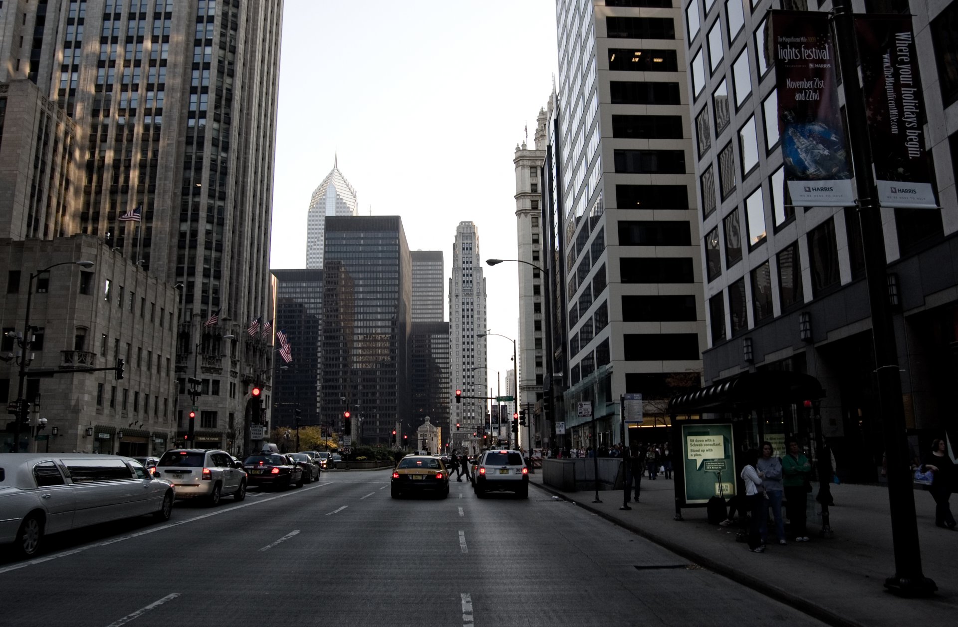 chicago amerika usa gebäude wolkenkratzer hochhäuser verkehr straße autos menschen