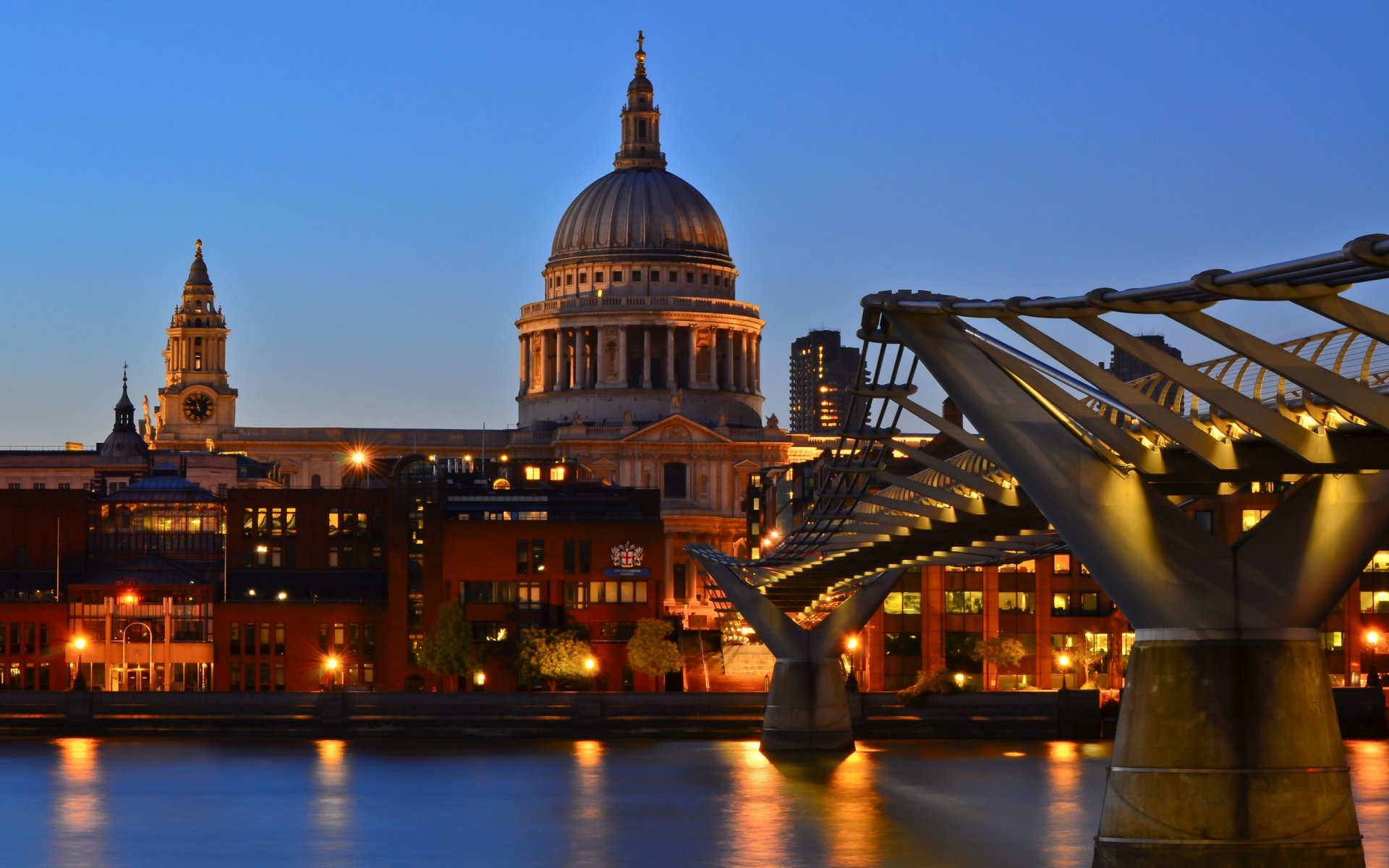 ul pauls cathedral millennium bridge zmierzch thames anglia londyn wielka brytania