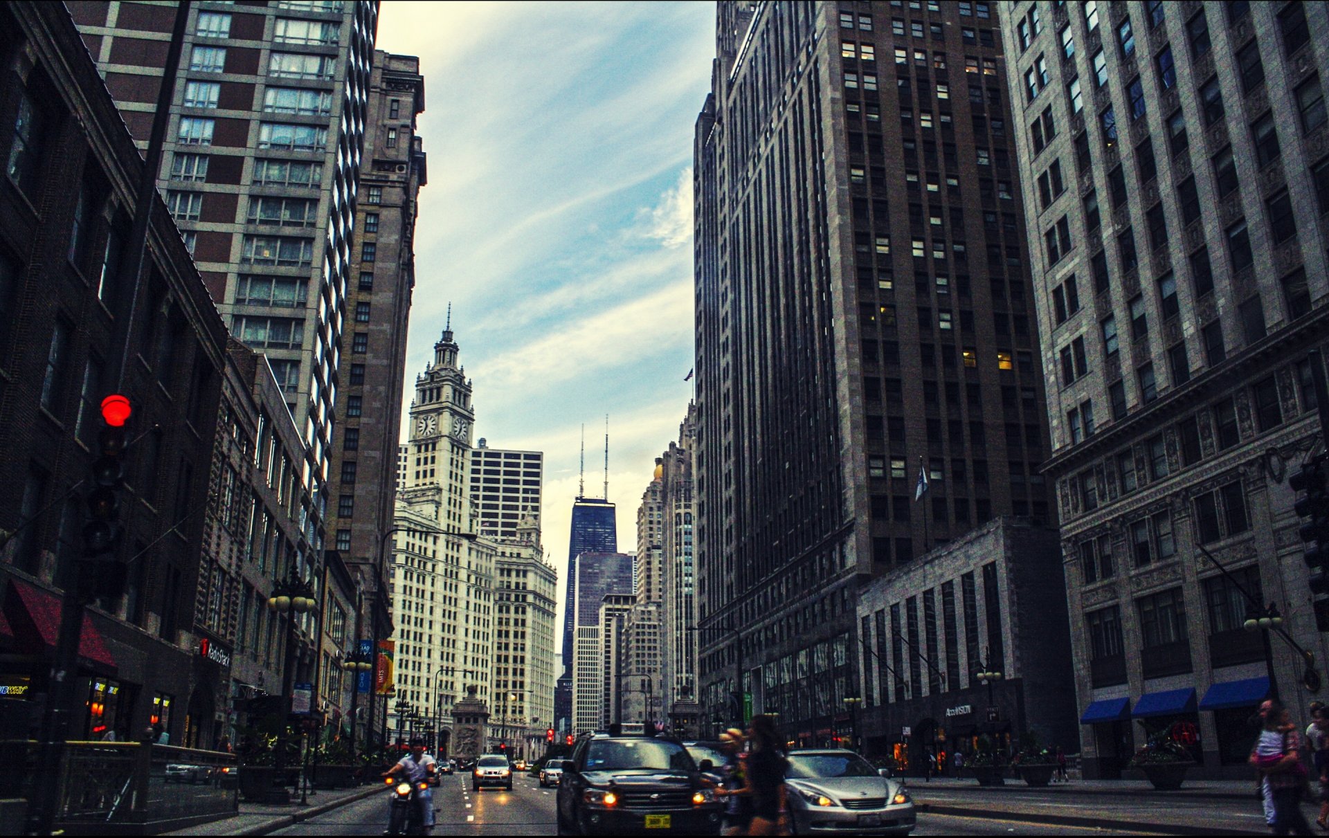 centre illinois chicago usa amérique bâtiments gratte-ciel ciel gratte-ciel machines rue personnes trafic