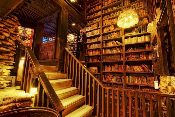 Biblioteca da favola in stile Hobbit