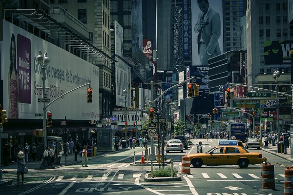 Cars and roads in Times Square