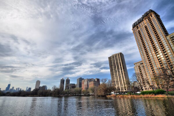 Hochhäuser am Meer in Chicago