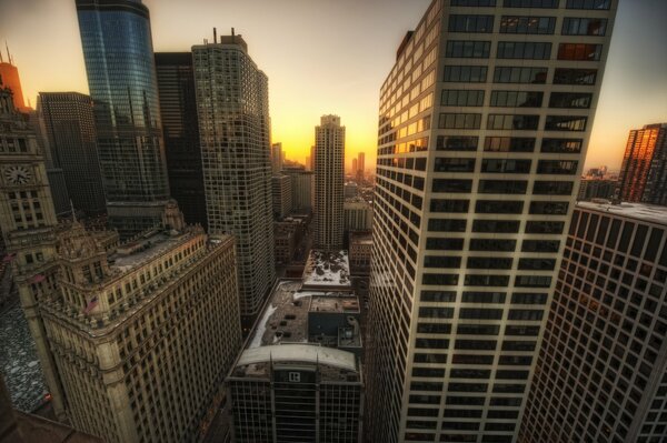 Skyscrapers meet the morning dawns