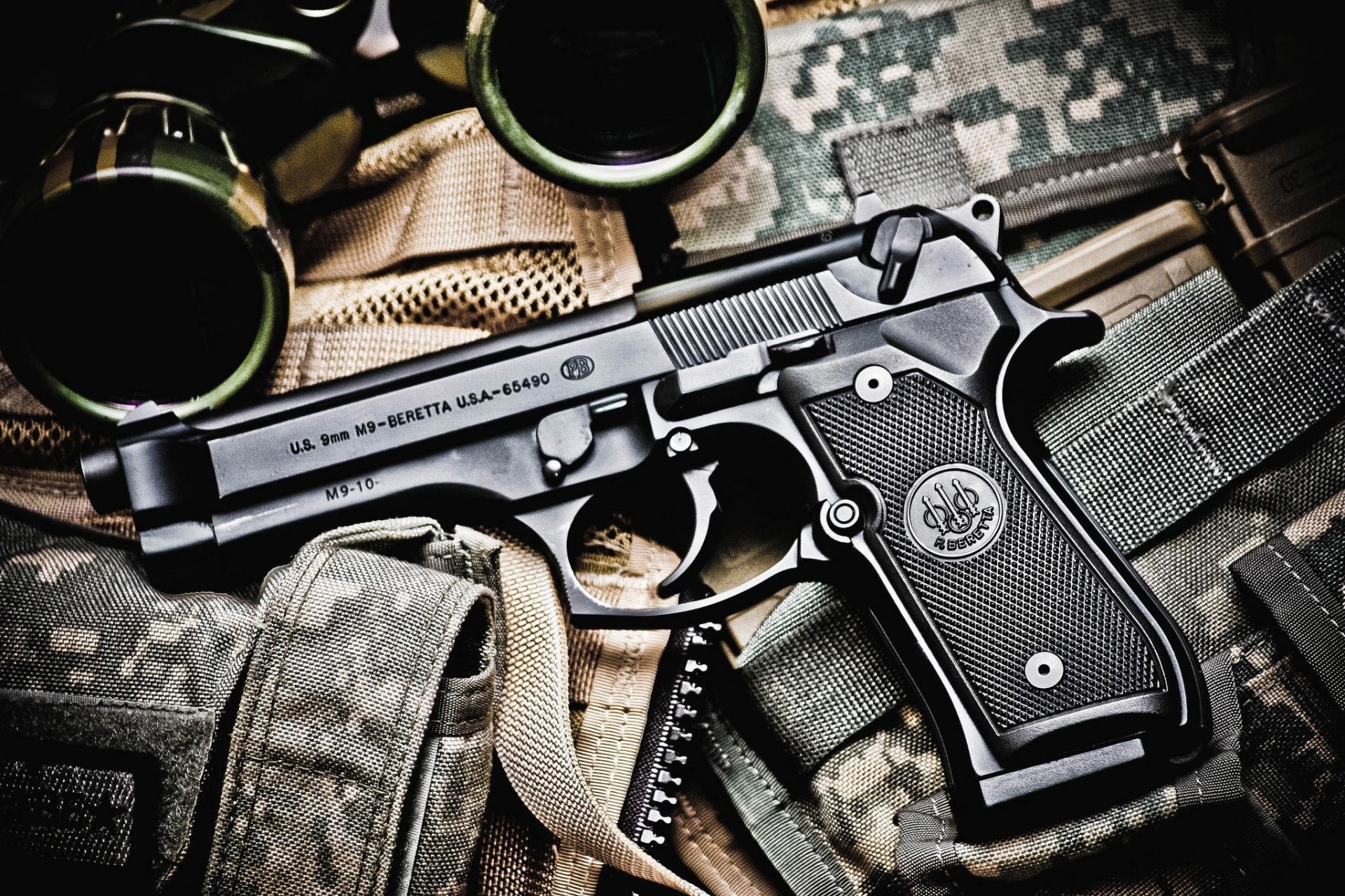 arma mese calibro 9mm beretta m9