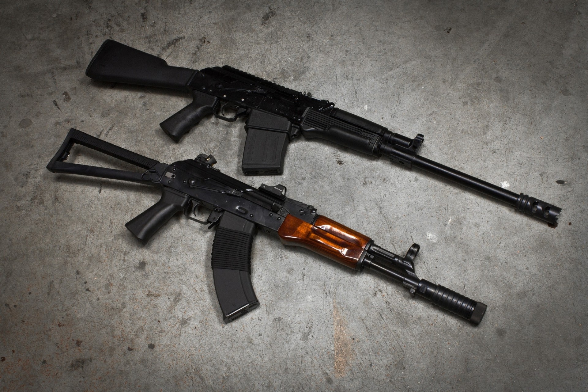 fon karabinek saiga-12k aks-74 kałasznikowa automat