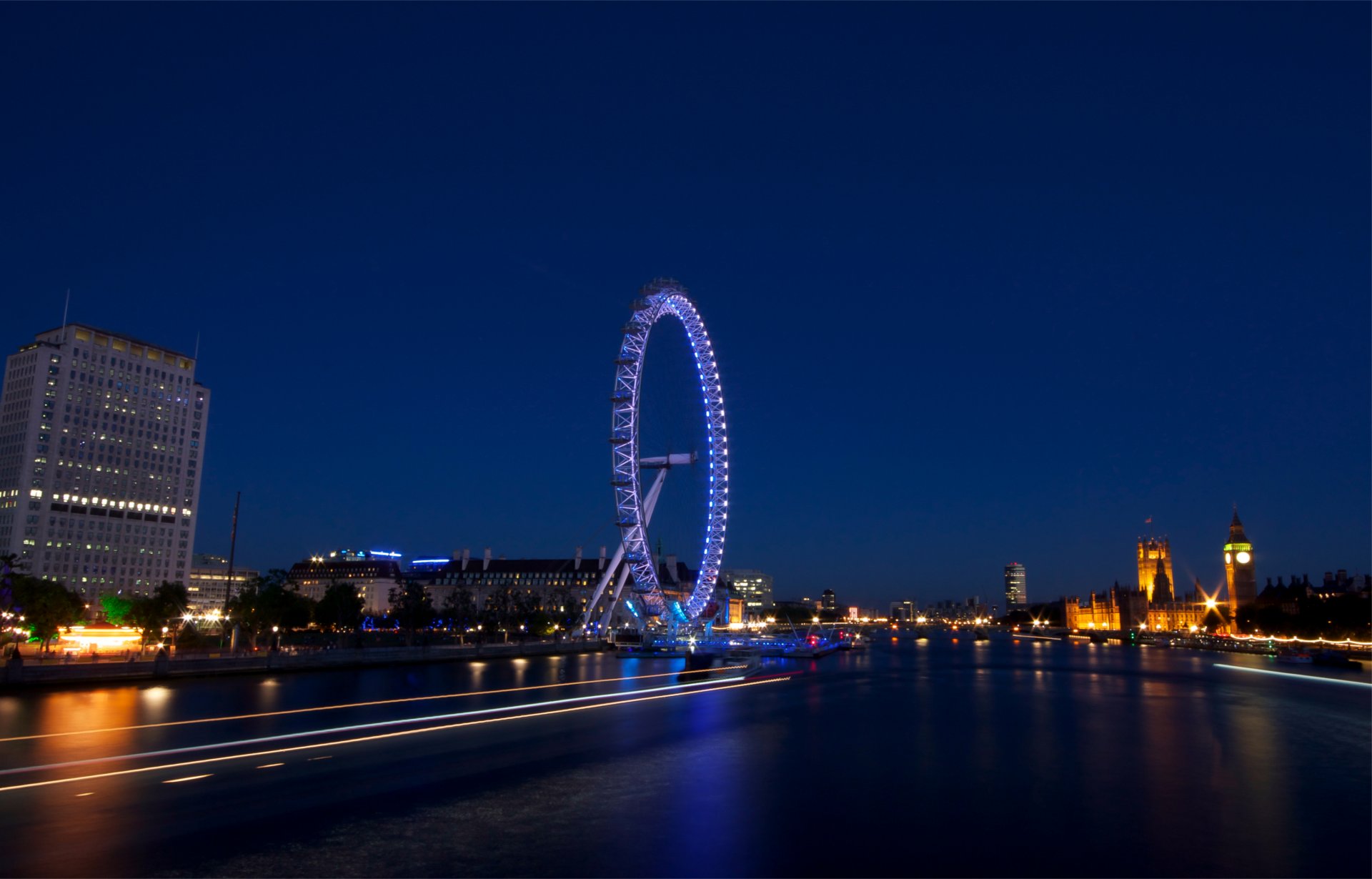 regno unito inghilterra londra capitale ruota panoramica sera autostrada edifici architettura luci retroilluminazione london eye capitale