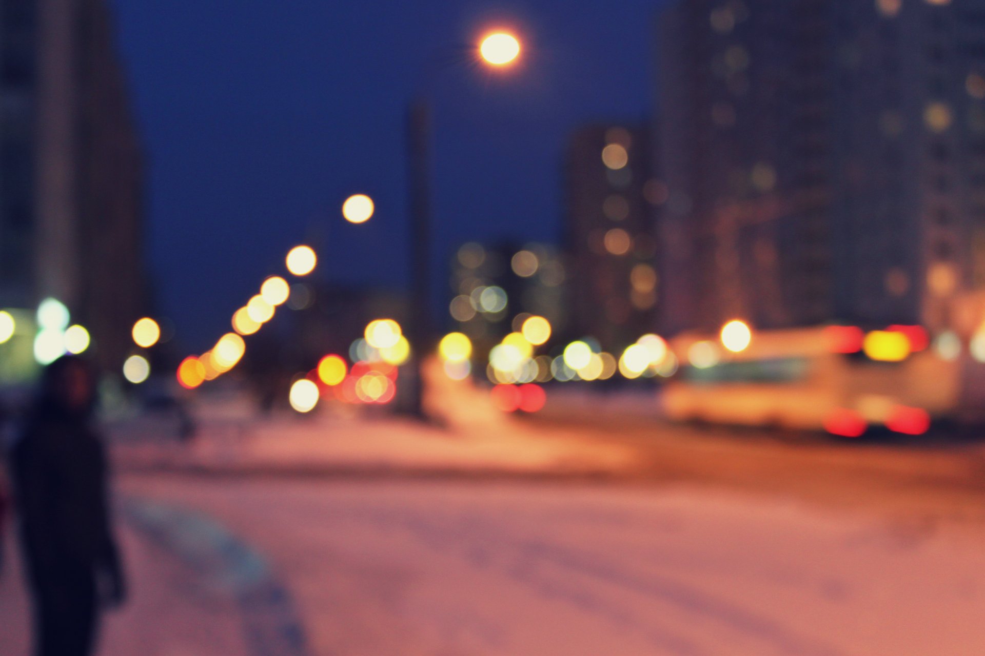 notte strada lanterne luce città uomo bokeh bokeh sfocatura senza messa a fuoco autobus casa