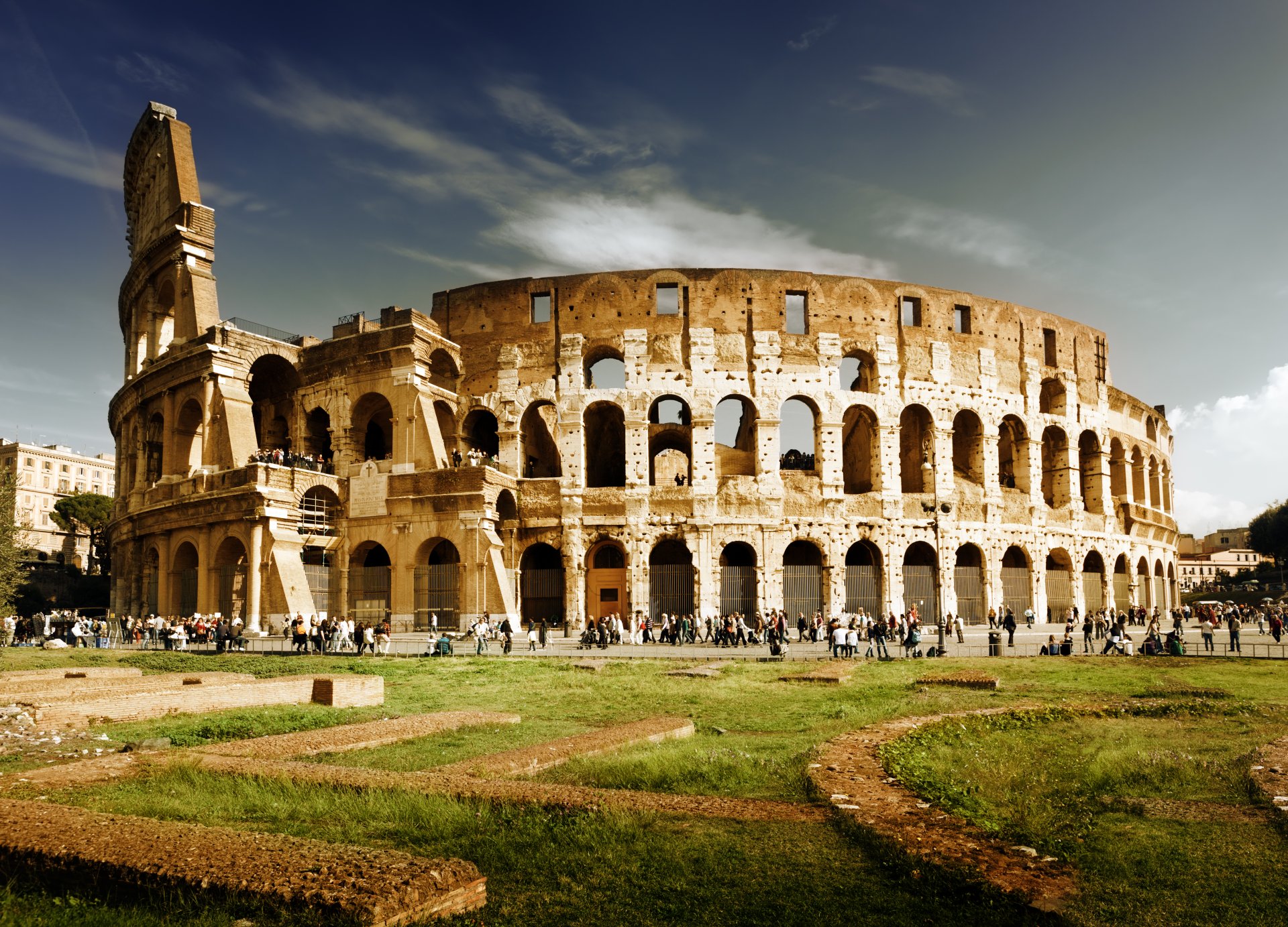 kolosseum italien rom amphitheater menschen