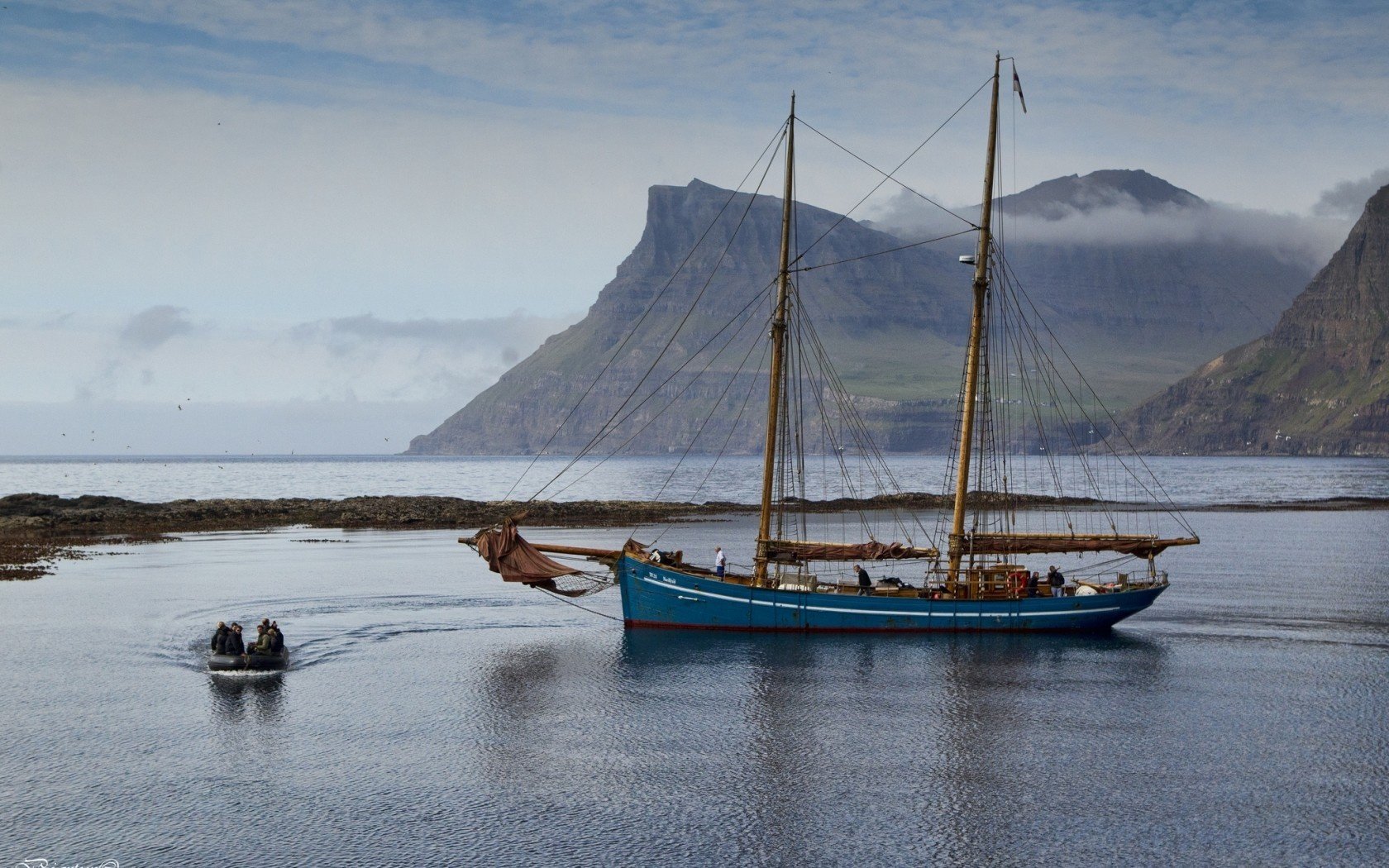 wyspy owcze faroe islands dania dania jacht góry