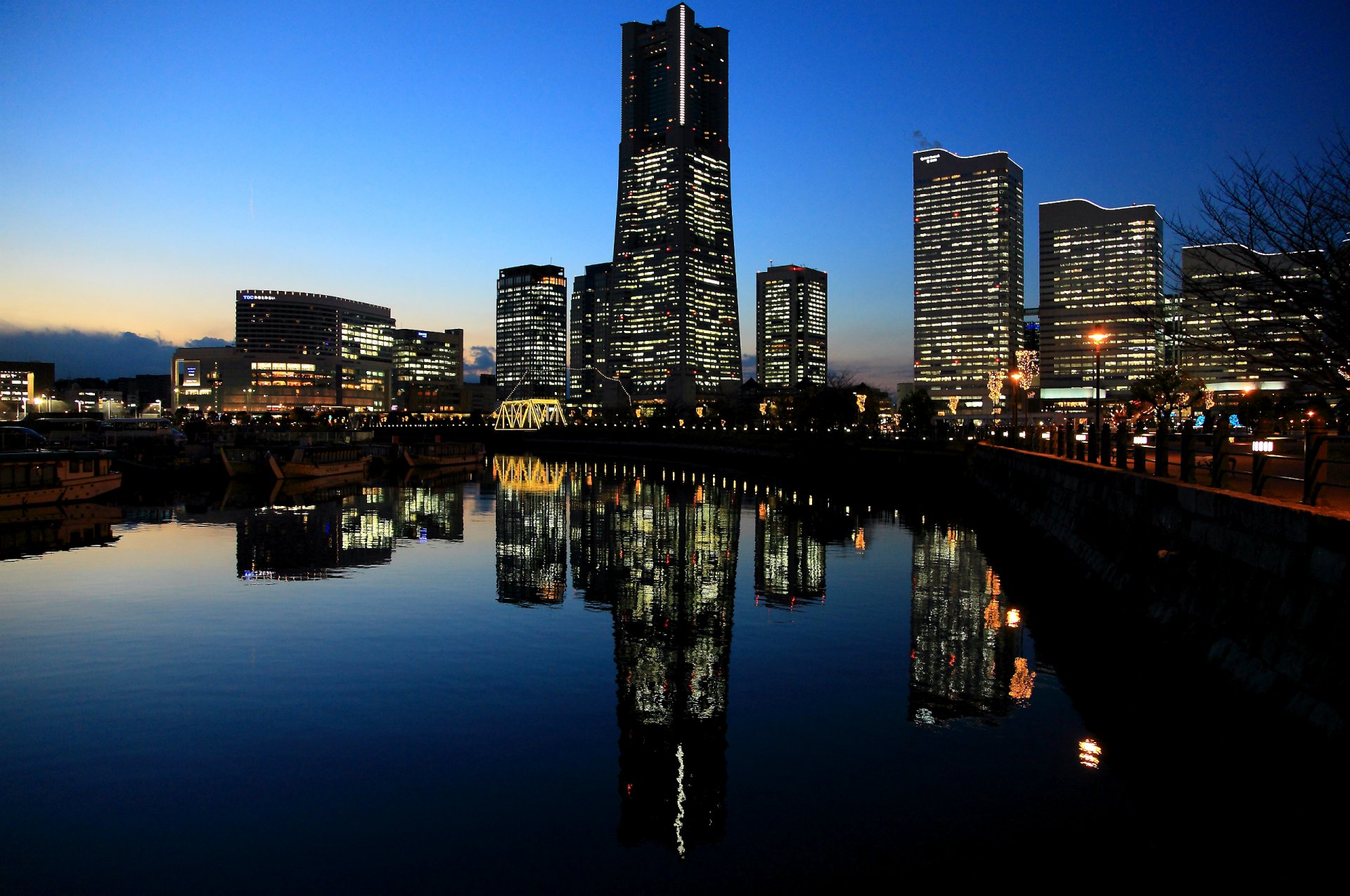 japon yokohama yokohama soirée coucher de soleil port métropole lumières rétro-éclairage baie réflexion