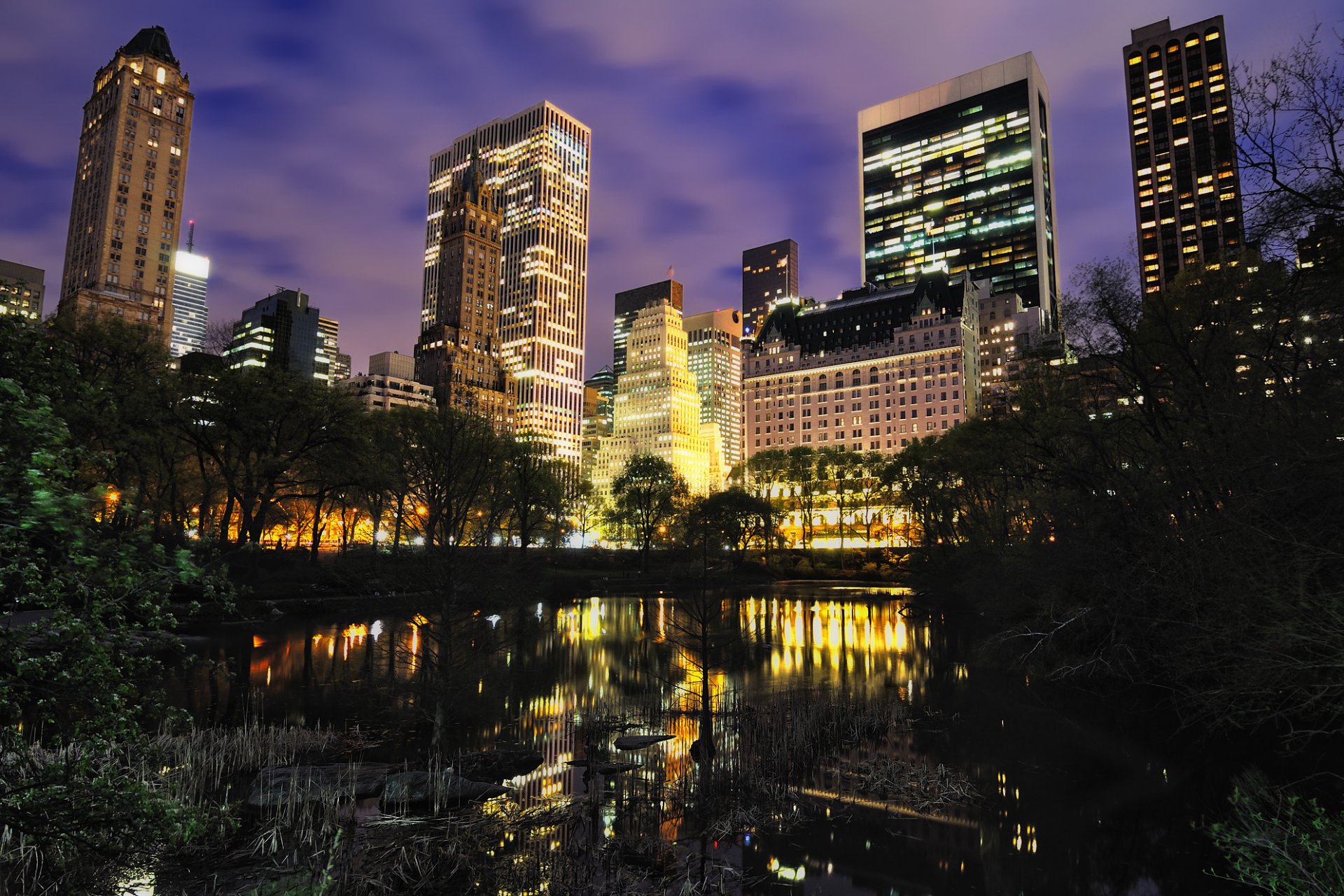 nueva york ciudad centro de nueva york gran ciudad nueva york casas edificios árboles nubes nublado cómo se veía nueva york en 2010 fotos de la cámara nikon d90 manhattan lago luces luces