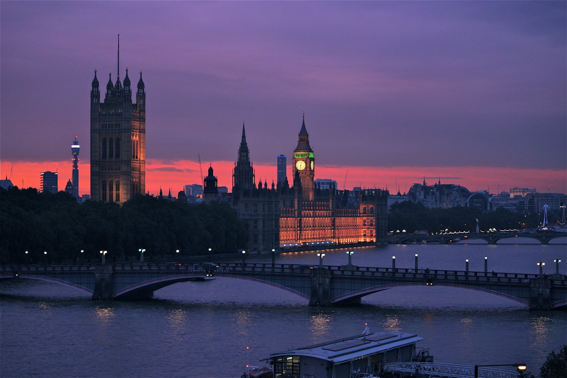 united kingdom england london capital architecture bridge river thames evening sunset lilac sky capital thame