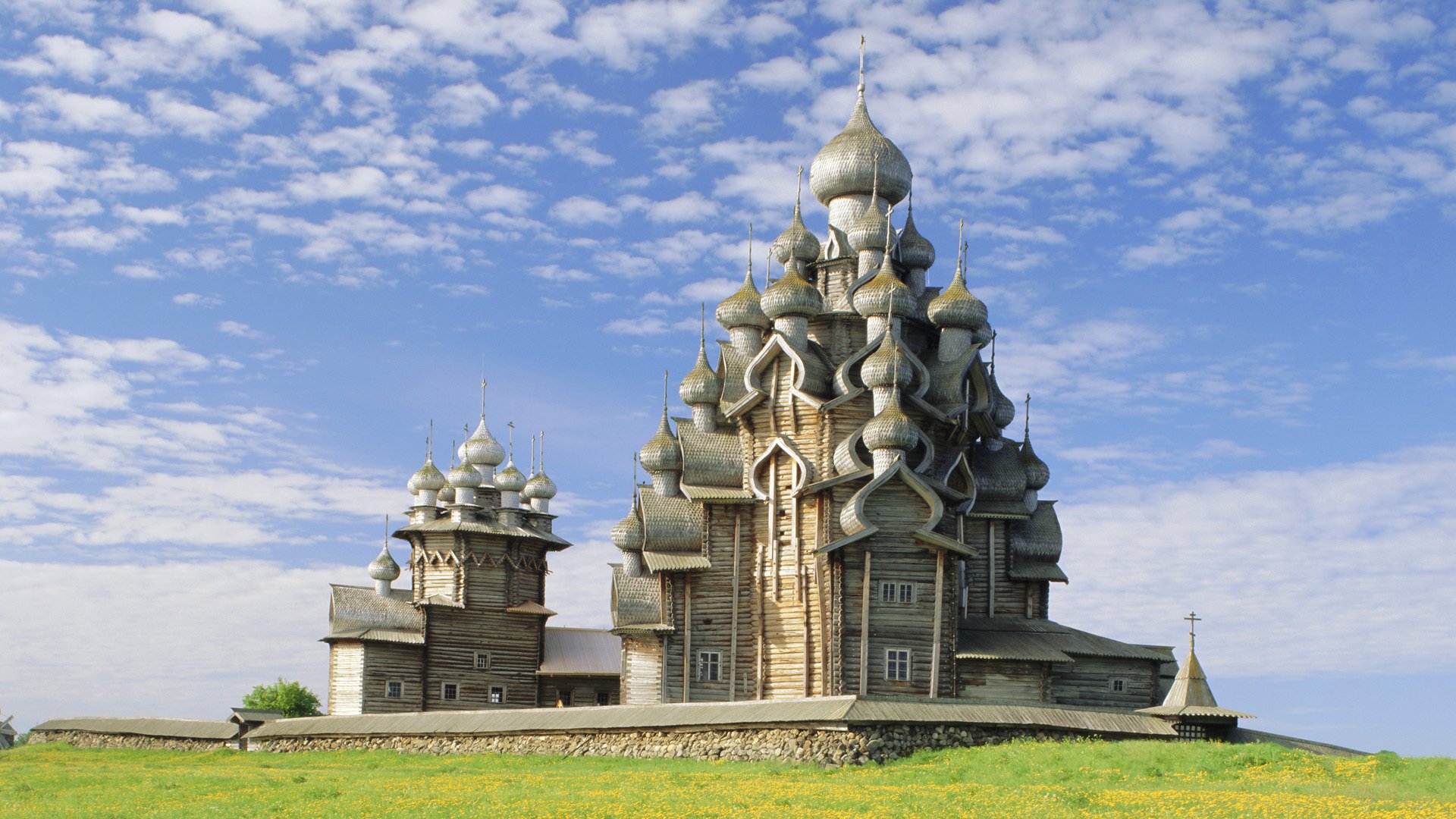 kizhi churchyard kizhi transfiguration church church of the transfiguration of the lord karelia