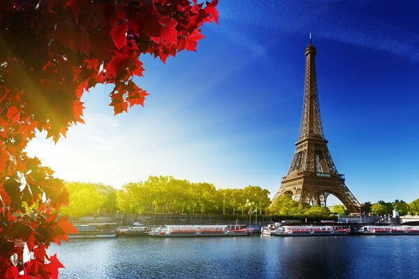 Torre Eiffel a Parigi