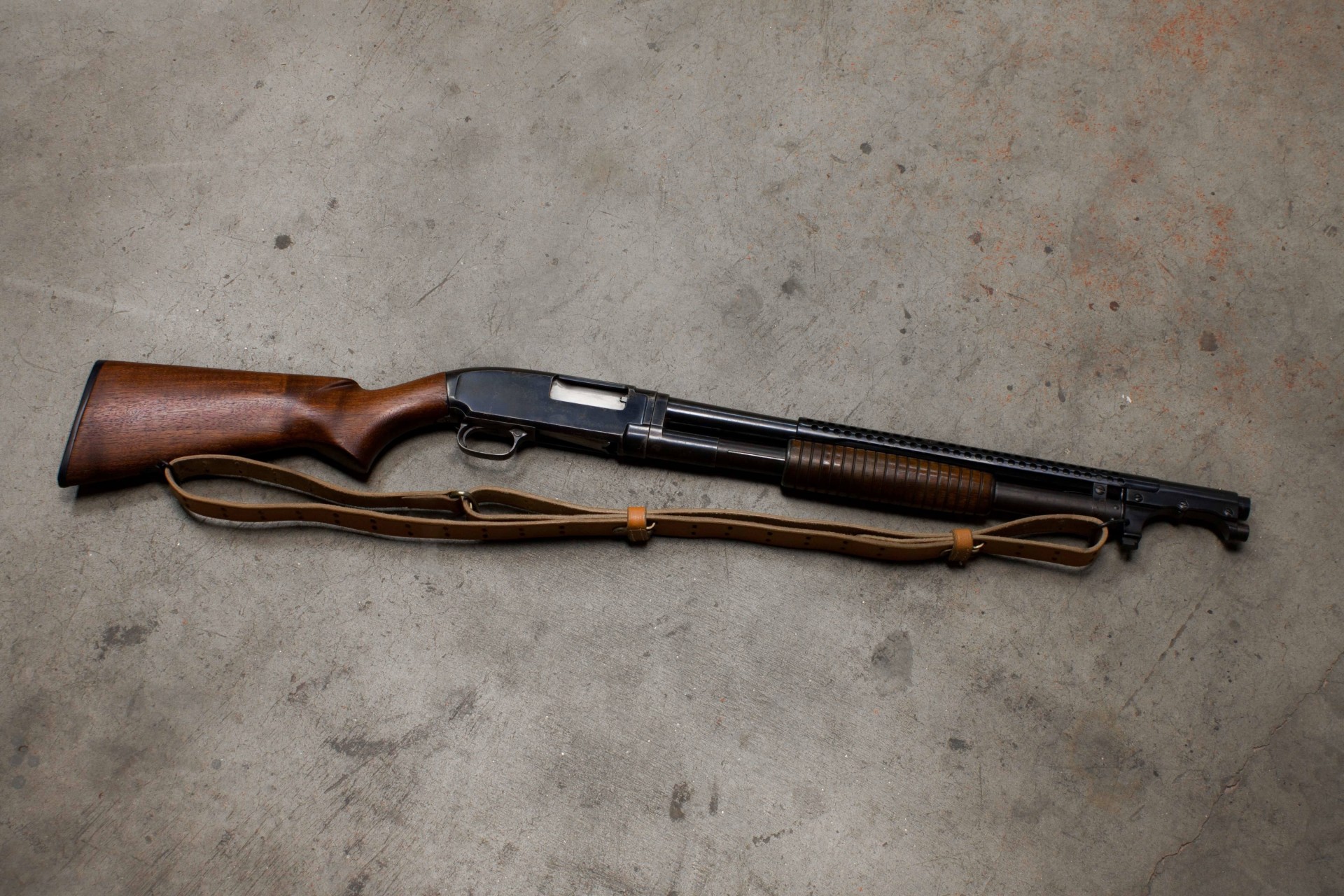 remington 870 фон помповое ремень месяц