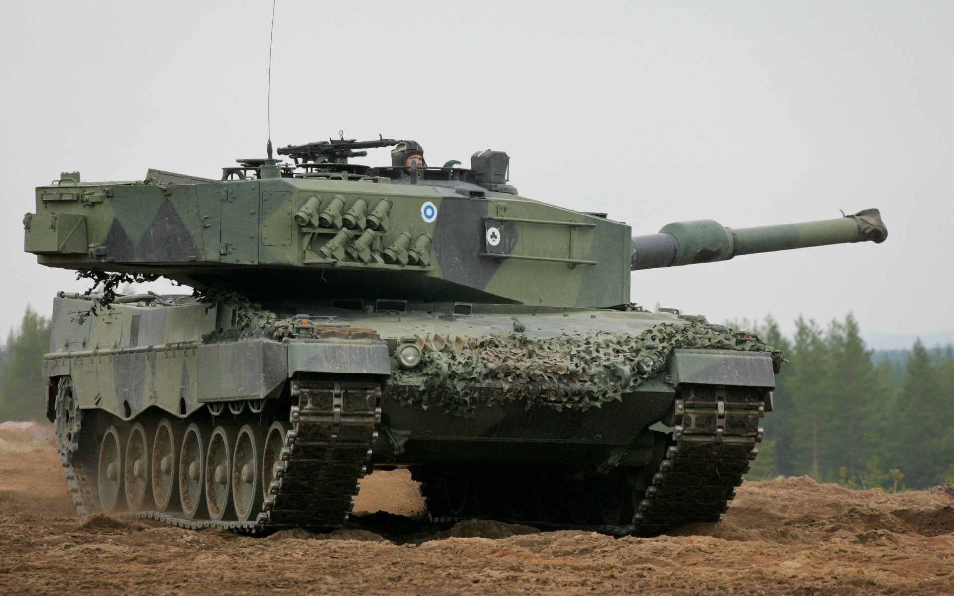 finnland leopard 2a4 tank leistung