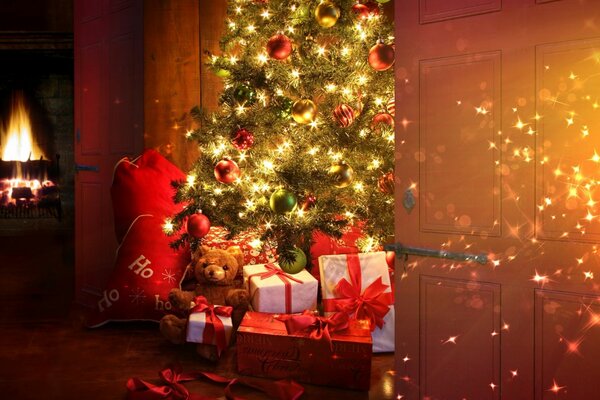 Beautiful Christmas tree with gifts