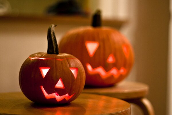 Divertidas luces de calabaza de Halloween