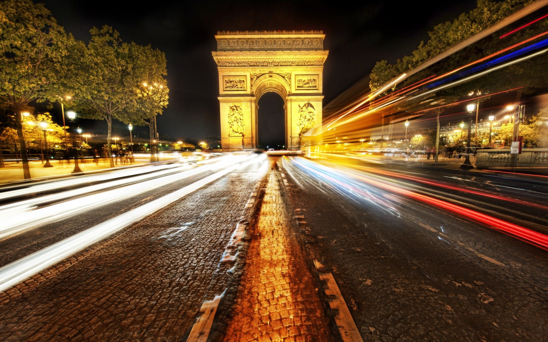 arco di trionfo parigi francia notte