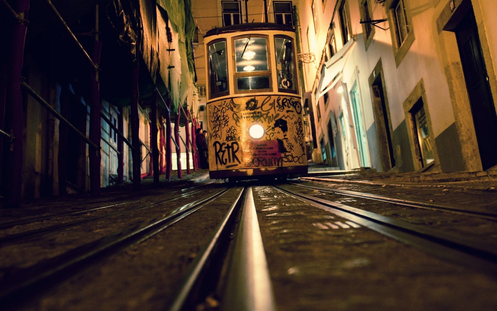 straßenbahn schienen zuhause nacht