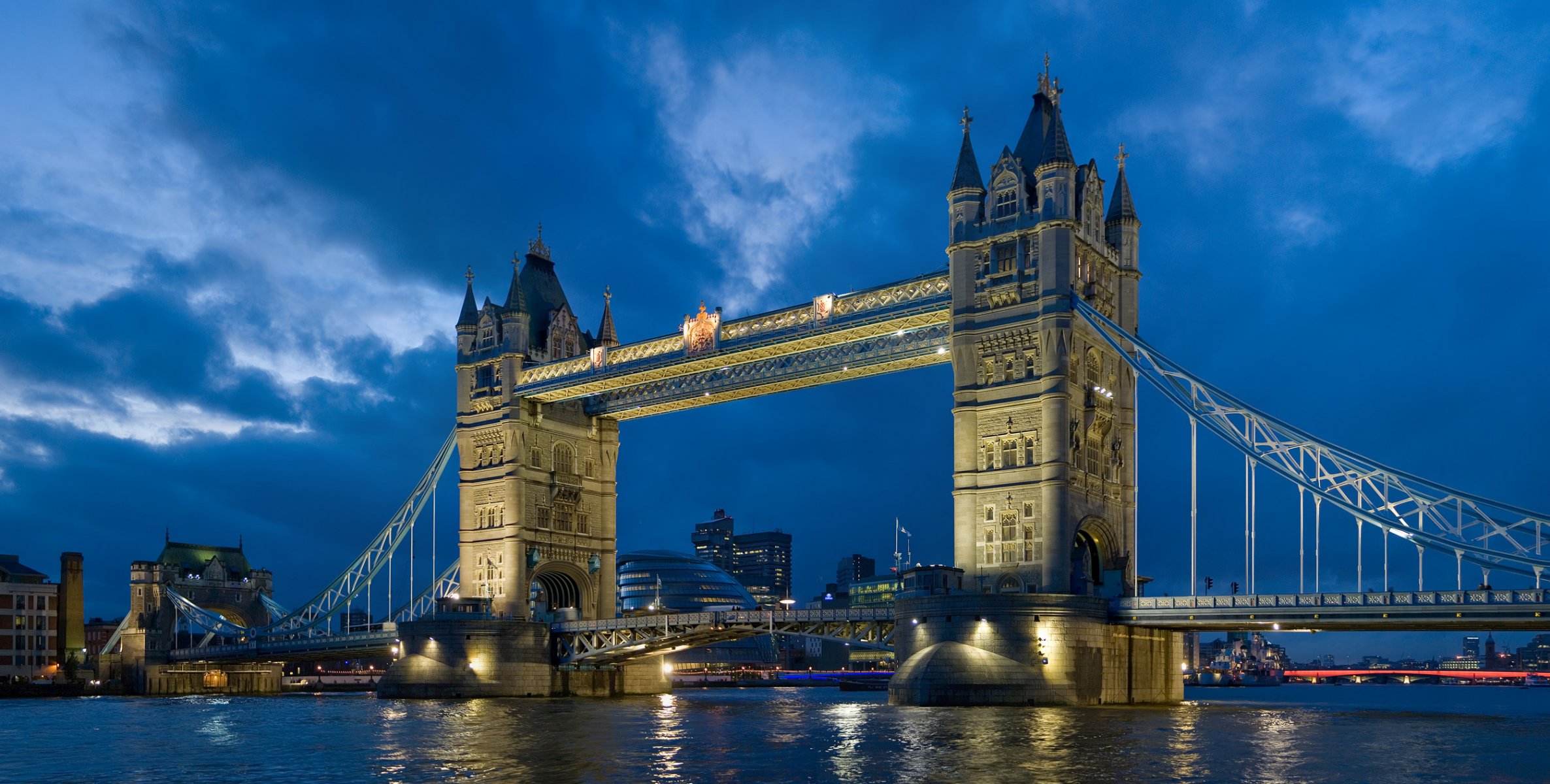 london großbritannien tower bridge fluss themse himmel abend