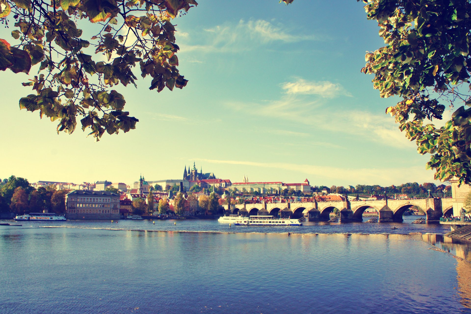 praga puente agua