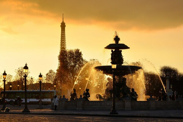 Fontaine française près de la tour Eiffel