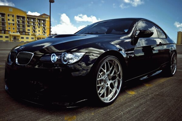 Coche BMW-negro guapo