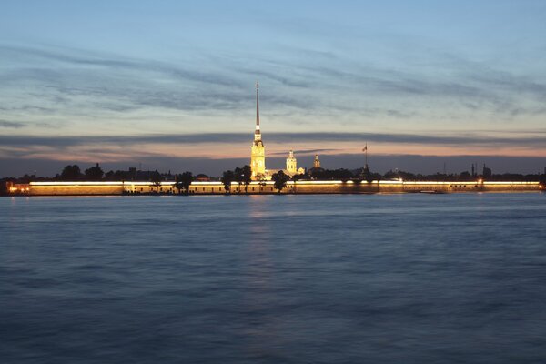 Санкт-Петербург - Петропавловская крепость, вид с набережной