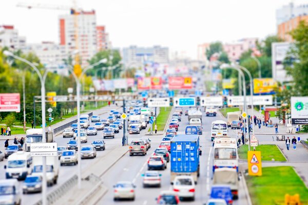 Embouteillage de voitures sur l autoroute dans la ville