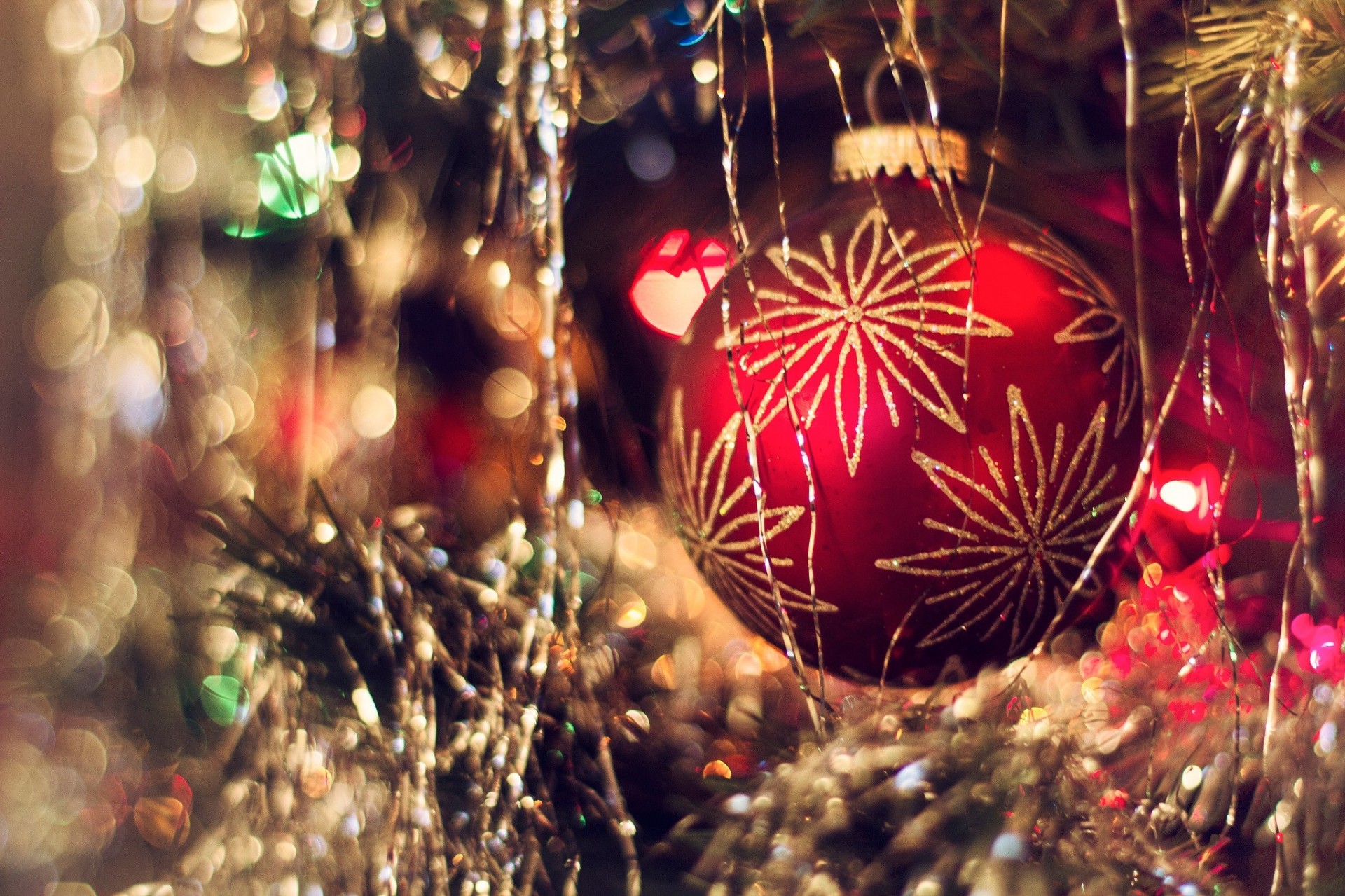 bokeh albero di natale capodanno palla