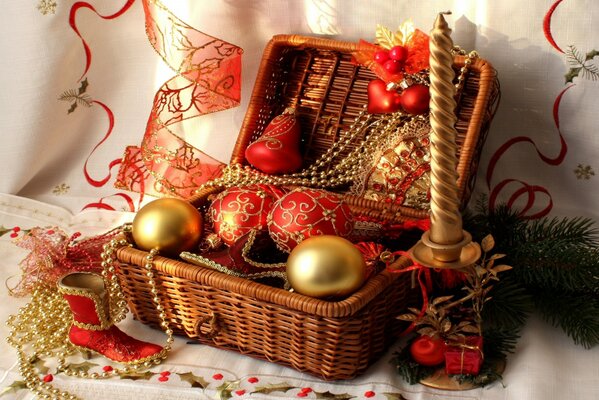 Christmas decorations in a wicker box