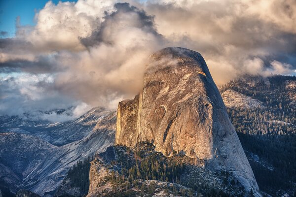 Vista dall alto del Parco Nazionale di Yosemite