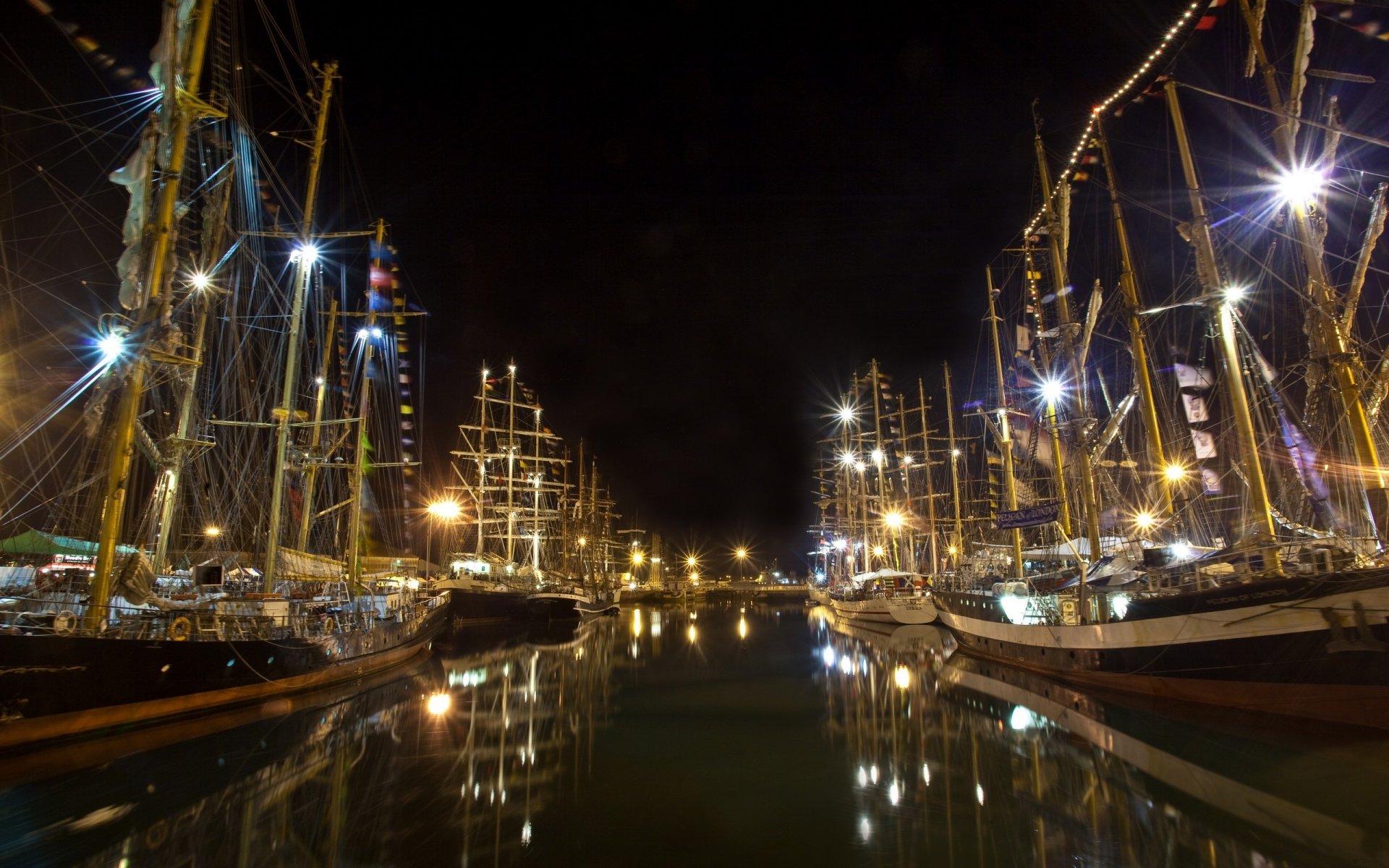 città notte carta da parati luci