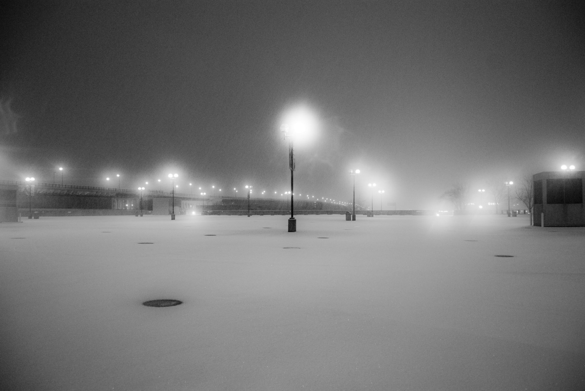 b / w neige lumières