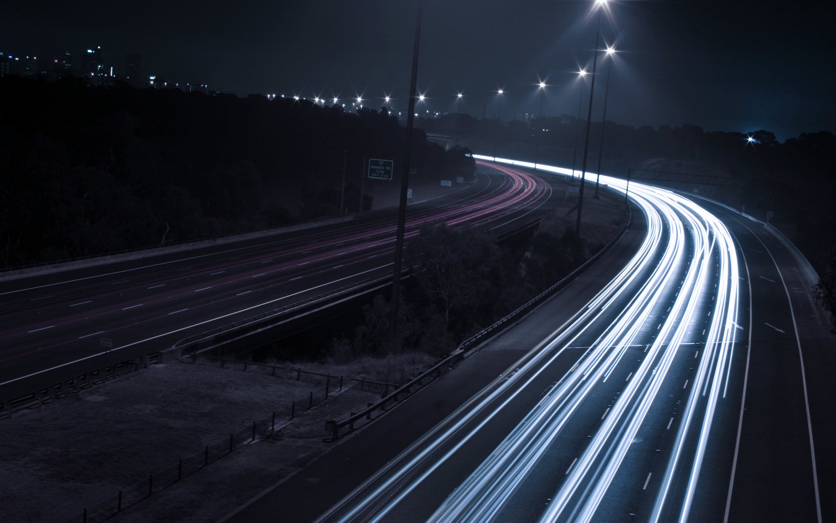 nuit route lumières lanternes