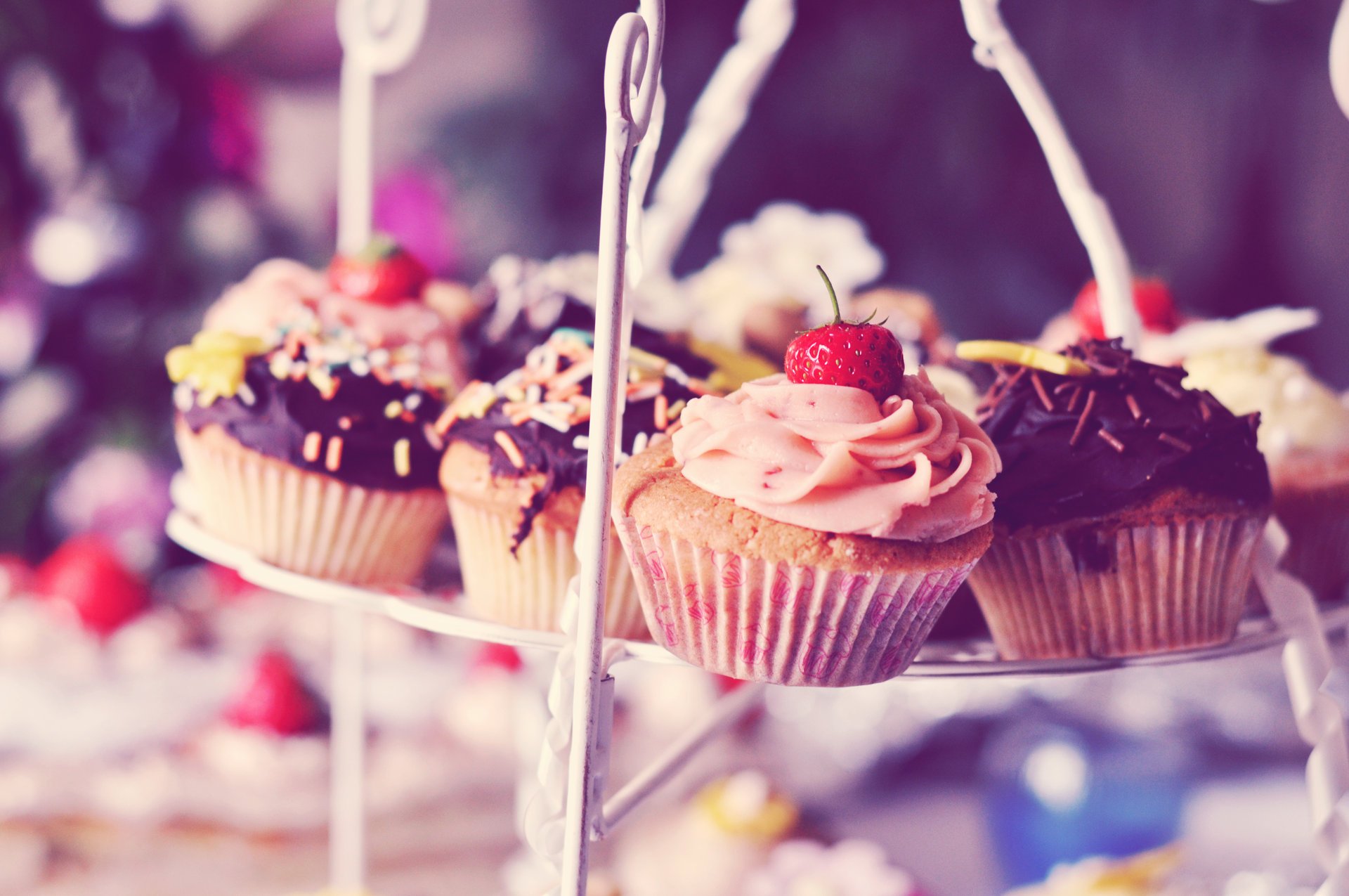 weet chocolate cupcake cake strawberry cream