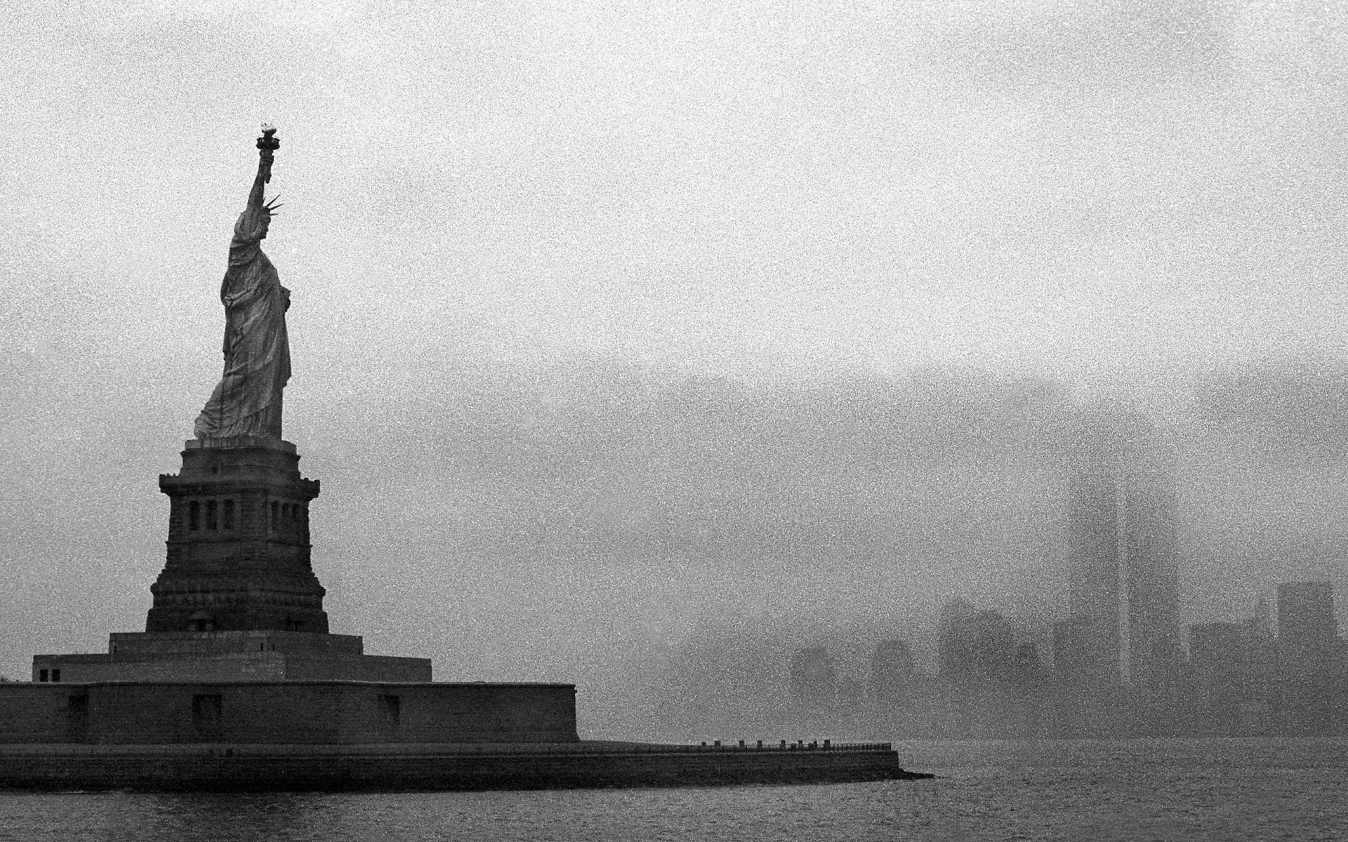 statue de la liberté île de la liberté bruit