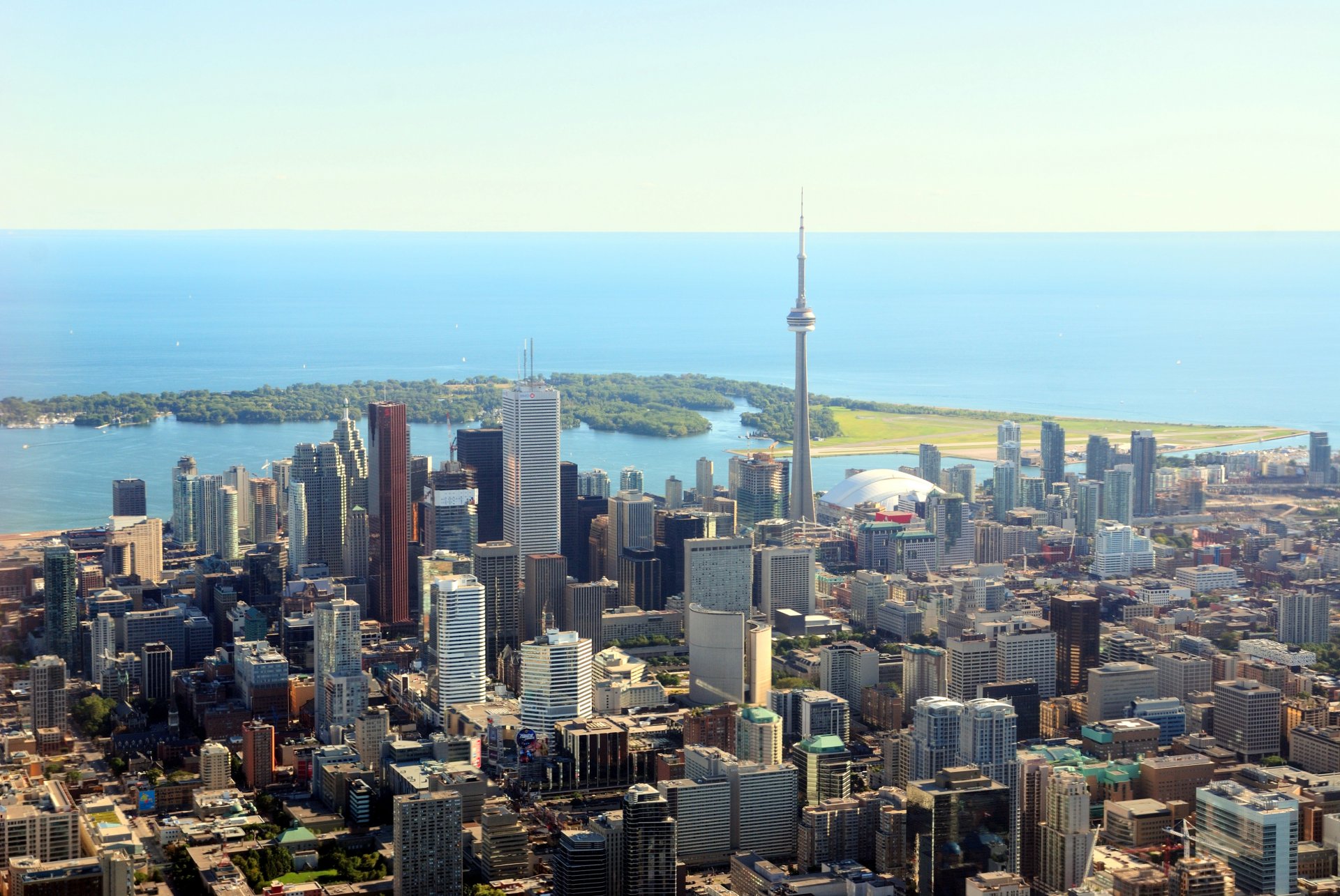 città toronto canada panorama grattacieli edifici case metropoli acqua lago ontario cielo orizzonte