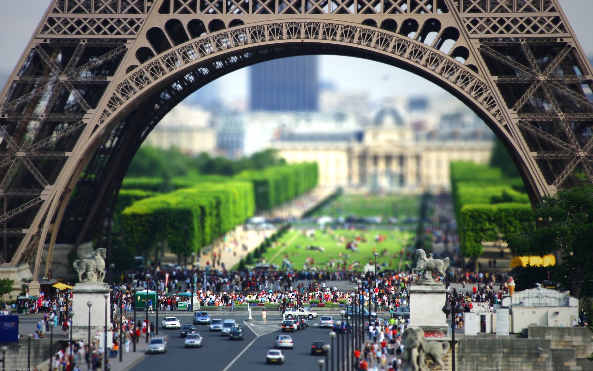 parigi europa francia torre eiffel persone strada pedoni