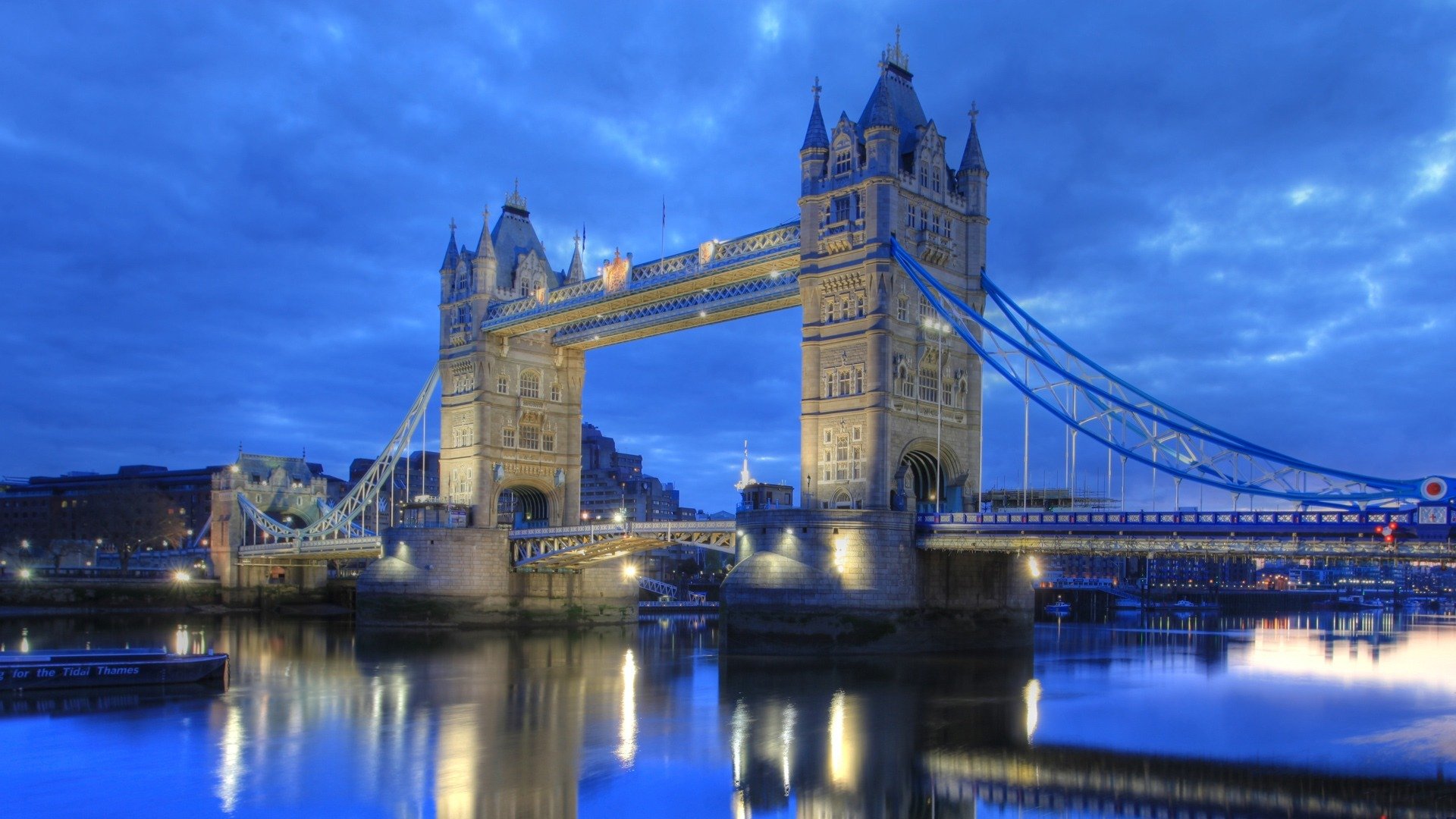 london tower bridge thames england